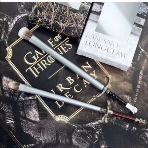 Jon Snow Game of Thrones Eyeshadow Brush